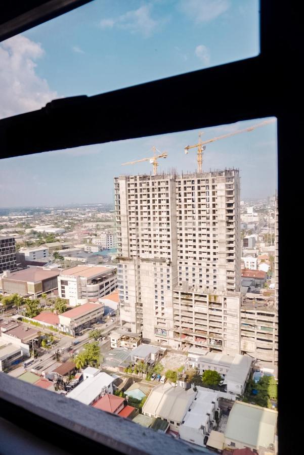 مانداوي سيتي 2 Bedroom Condo @ Midpoint Residences W/ City View المظهر الخارجي الصورة